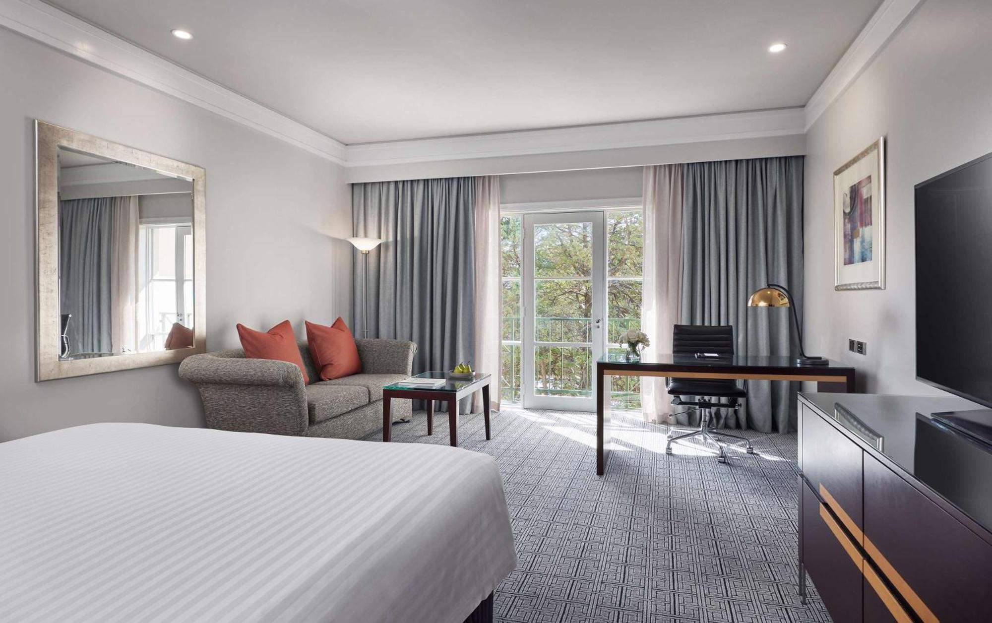 Hyatt Hotel Canberra - A Park Hyatt Hotel Bagian luar foto